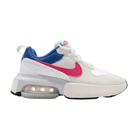 Nike Shoes - NIB Nike Air Max Verona